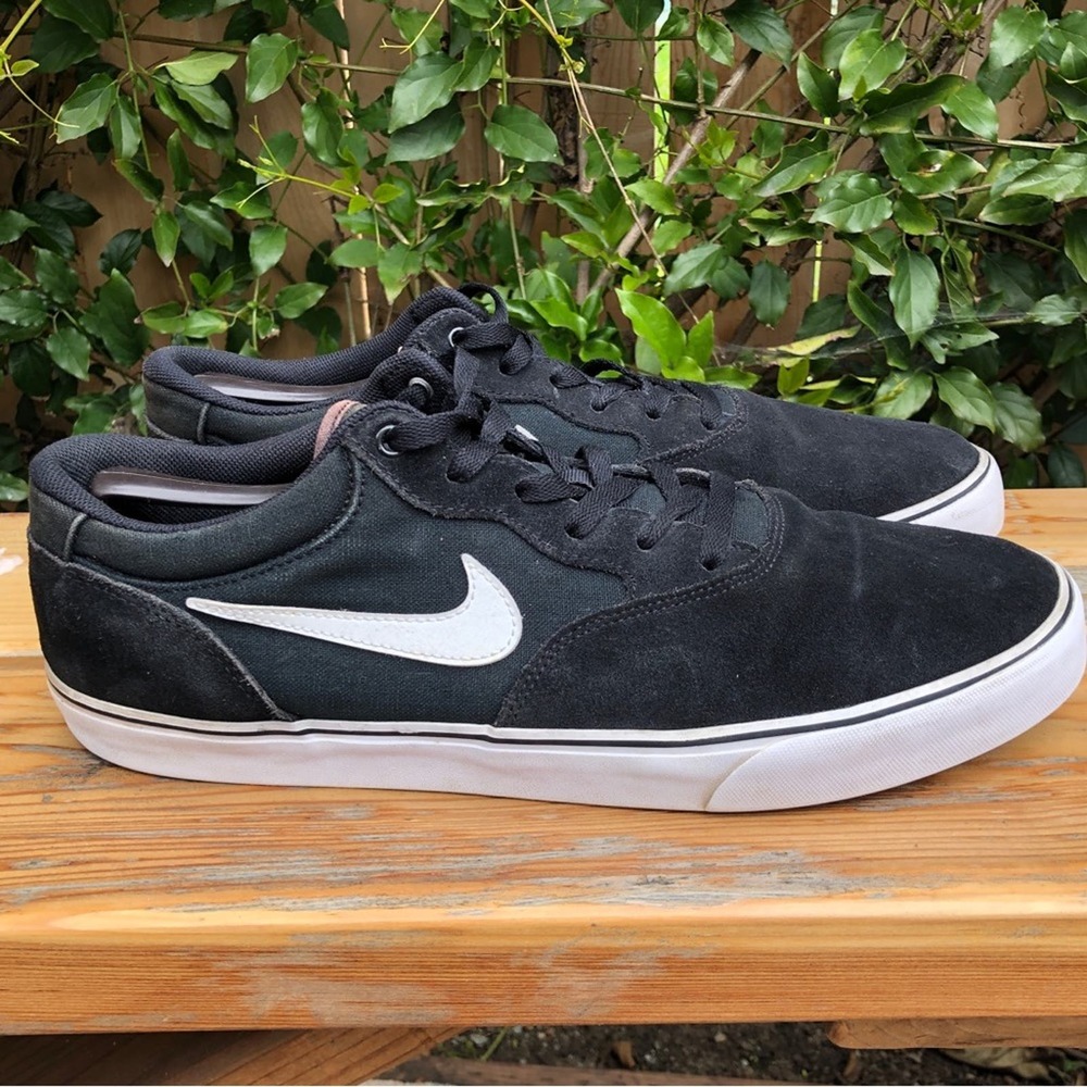 Nike SB Chron 2 Skate Shoes Sneakers Mens sz 13 DM3493-001 Athletic Black Suede